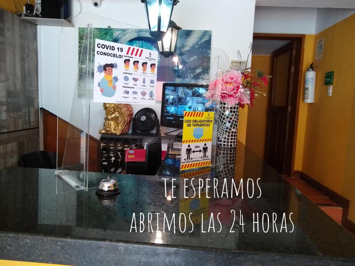 Hotel Porton Colonial Medellín Exteriör bild