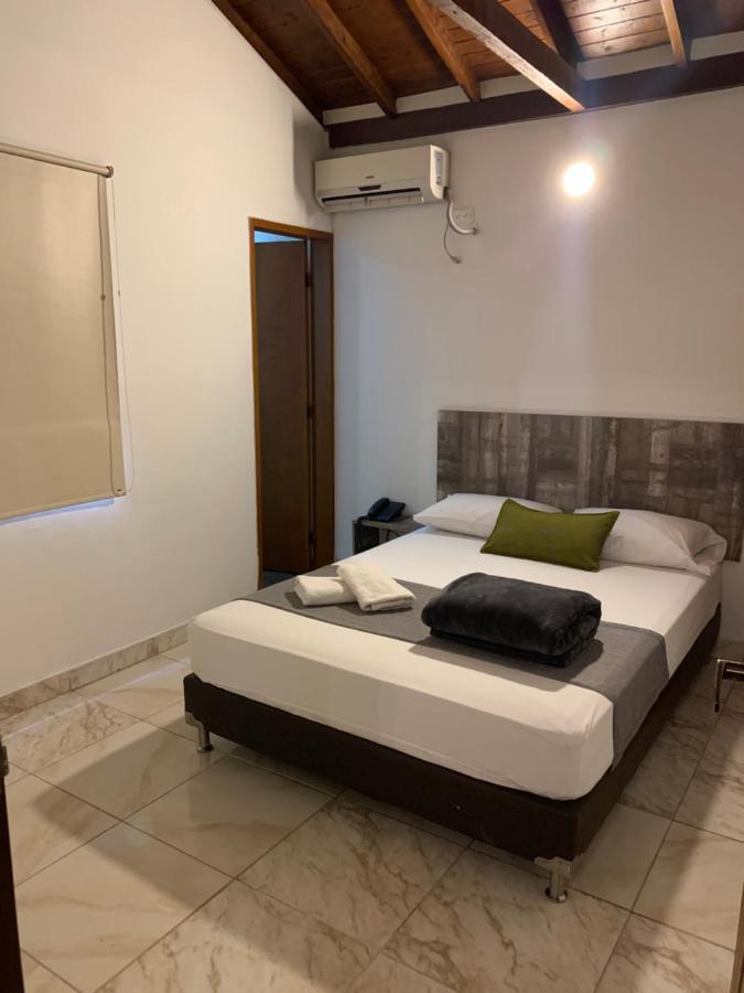 Hotel Porton Colonial Medellín Exteriör bild