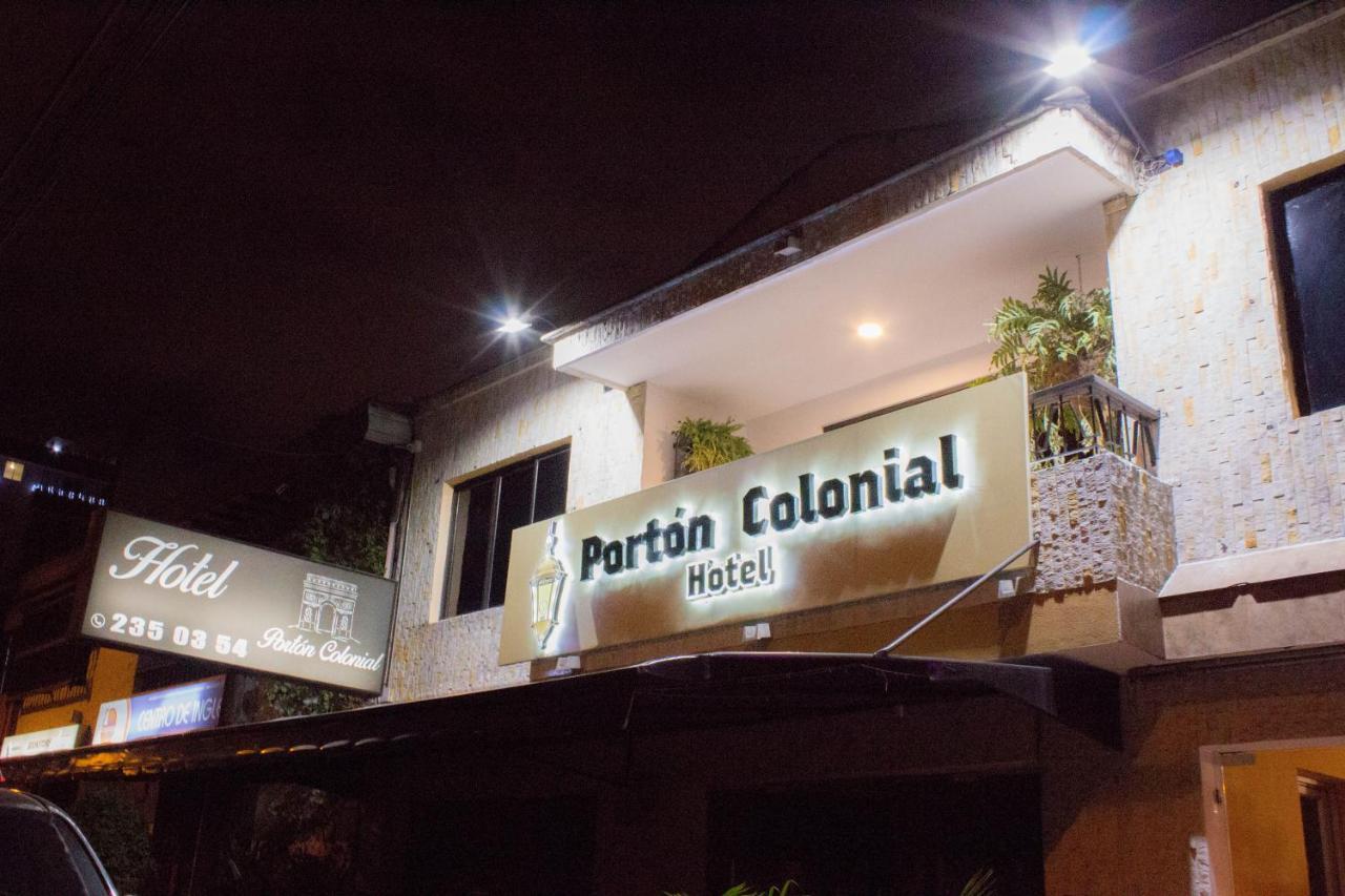 Hotel Porton Colonial Medellín Exteriör bild